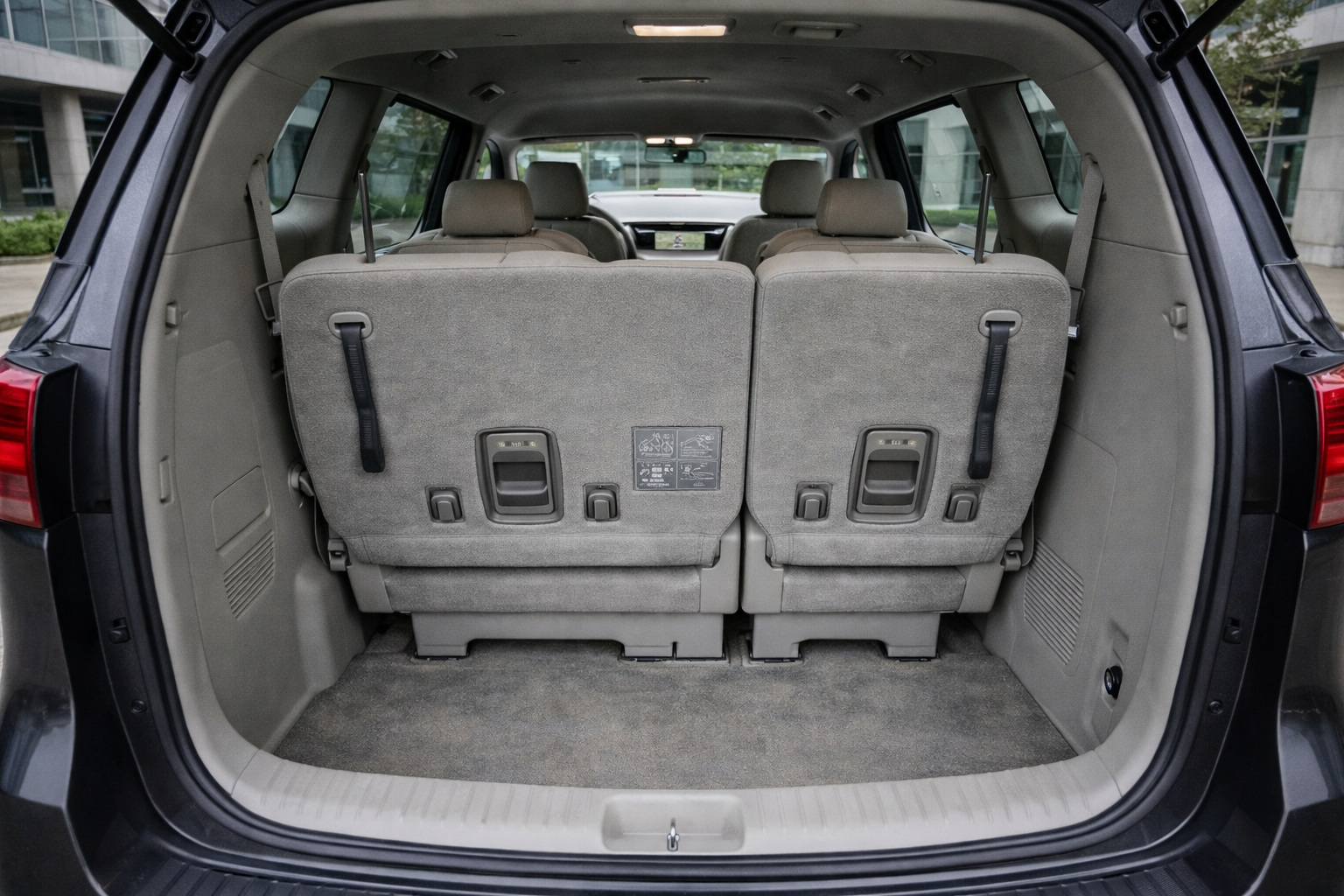 Kia Carnival Interior