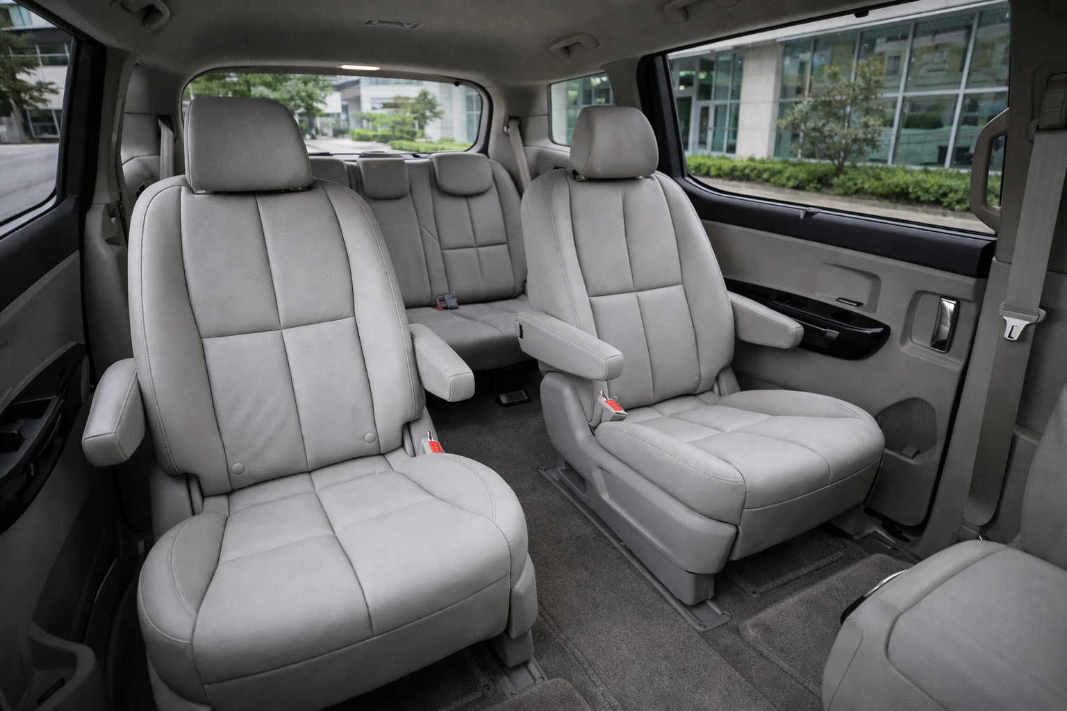 Kia Carnival Interior